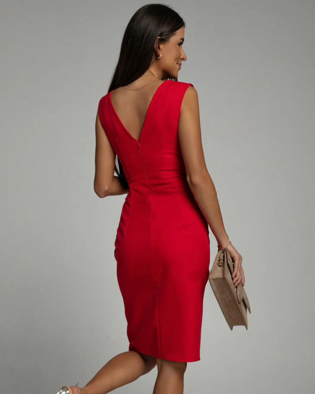 Adriana™ — Elegante vestido drapeado con corte que realza la figura